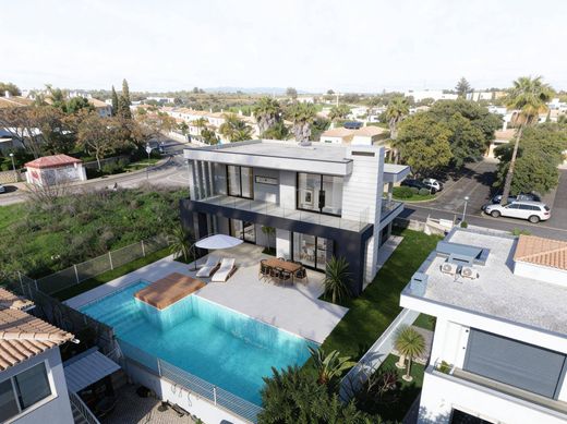 Einfamilienhaus in Albufeira, Distrito de Faro