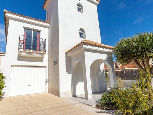 Villa in Torrevieja, Alicante