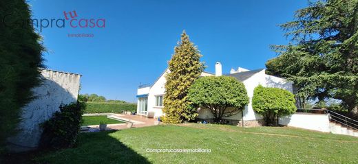 Detached House in Palazuelos de Eresma, Segovia