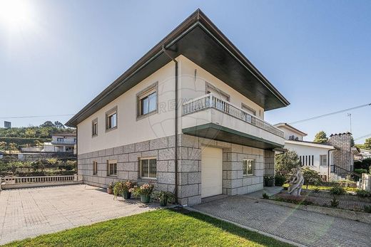 Detached House in Guimarães, Distrito de Braga