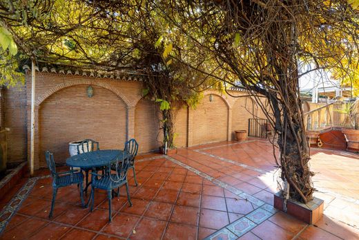 Einfamilienhaus in Ogíjares, Granada