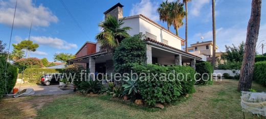 Luxe woning in Castelldefels, Província de Barcelona