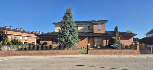 Luxury home in Alpicat, Province of Lleida