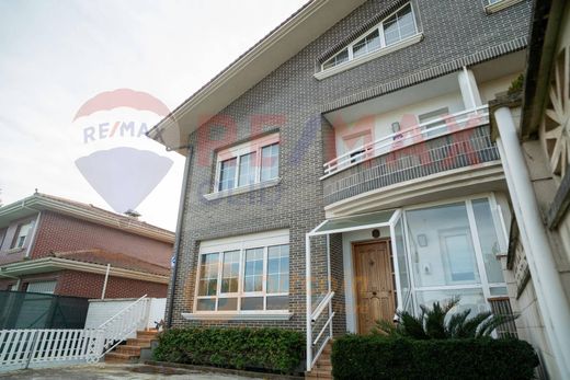 Chalet Pareado en Laredo, Cantabria