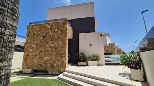 Villa en Torrevieja, Provincia de Alicante
