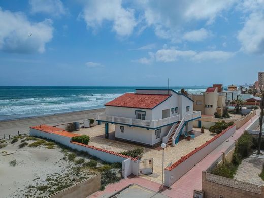 Maison individuelle à La Manga del Mar Menor, Province de Murcie