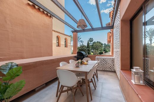 Appartamento a Estepona, Málaga