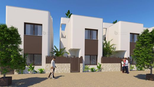 Villa in Pilar de la Horadada, Alicante