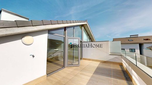 Mehrfamilienhaus in Mahoño, Provinz Cantabria