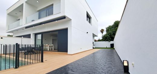 Chalet Pareado en Aljarafe, Provincia de Sevilla