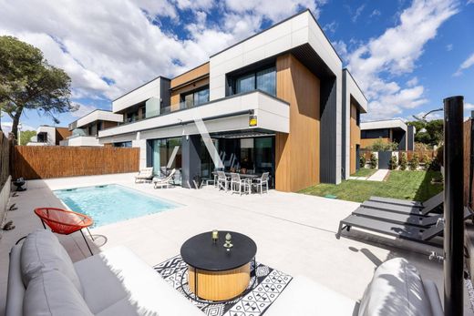 Villa Plurifamiliare a Pozuelo de Alarcón, Provincia de Madrid