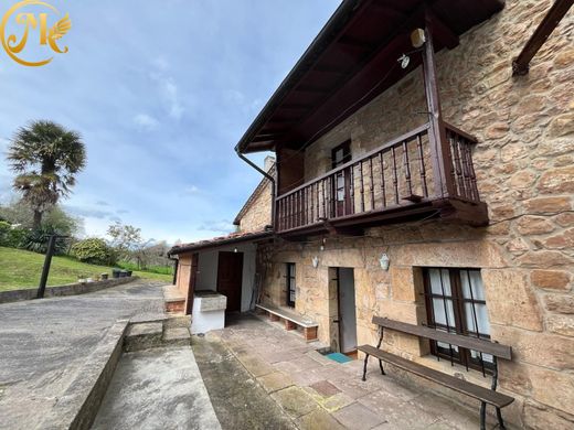 Luxury home in Treceño, Province of Cantabria