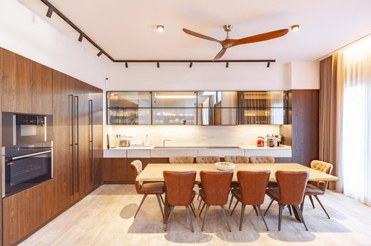 Einfamilienhaus in Castelldefels, Provinz Barcelona