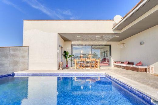 Santa Llogaia d'Àlguema, Província de Gironaの高級住宅