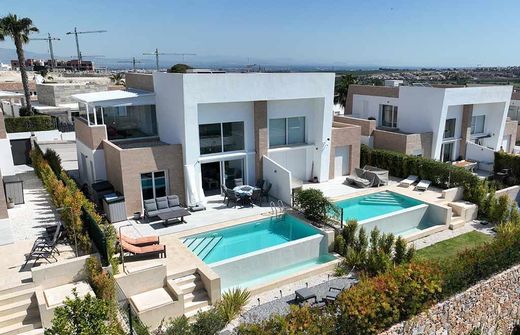 Luxury home in Algorfa, Alicante