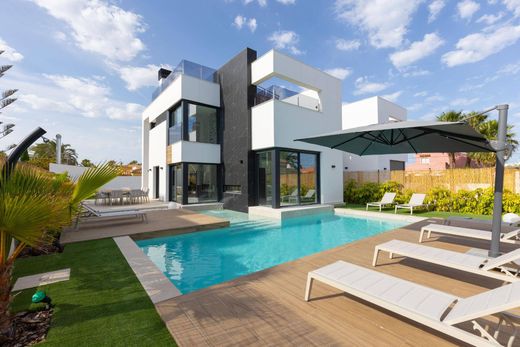 Villa in Torrevieja, Alicante