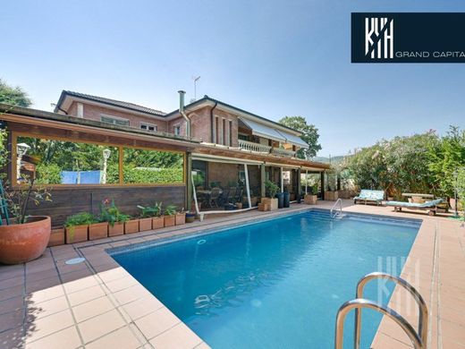 Dom jednorodzinny w Caldes de Malavella, Província de Girona