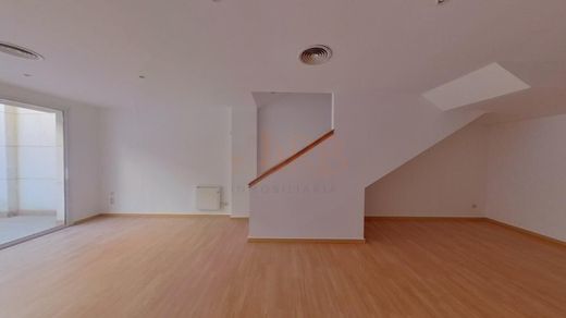 Apartment / Etagenwohnung in Gavà, Provinz Barcelona
