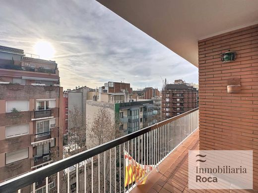 Apartment / Etagenwohnung in Barcelona, Provinz Barcelona
