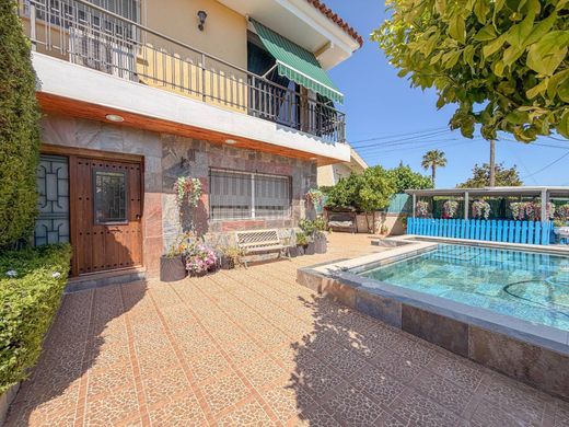 Semidetached House in Abrera, Province of Barcelona
