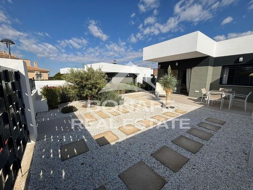 Luxe woning in Busot, Provincia de Alicante
