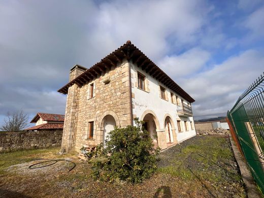Dom jednorodzinny w Ribamontán al Mar, Provincia de Cantabria