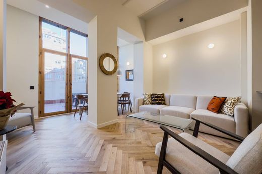 Apartment / Etagenwohnung in Barcelona, Provinz Barcelona