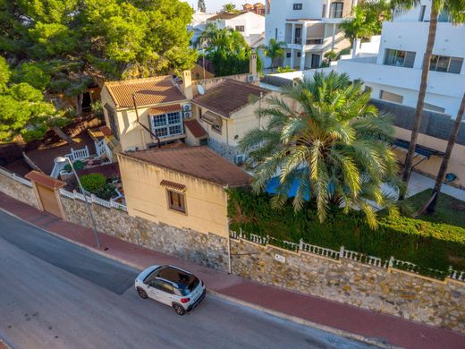Detached House in Torrevieja, Alicante