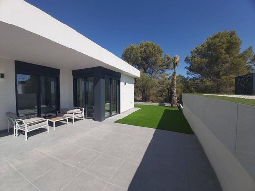 Detached House in Polop, Alicante