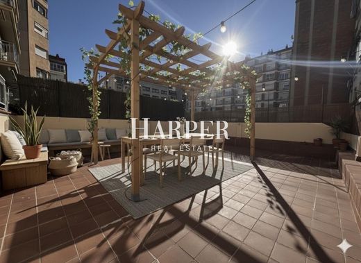 Apartment / Etagenwohnung in Barcelona, Provinz Barcelona