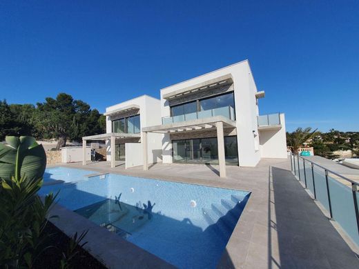 Luxus-Haus in Moraira, Alicante