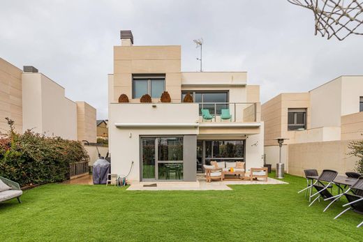 Μονοκατοικία σε San Sebastián de los Reyes, Provincia de Madrid