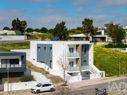 Luxury home in Ponte do Rol, Torres Vedras