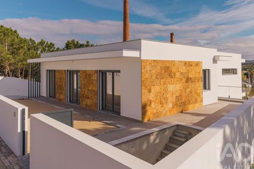 Luxe woning in Ramalhal, Torres Vedras