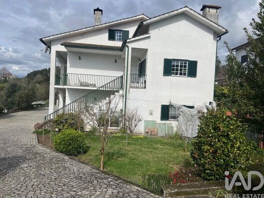 호화 저택 / São Pedro do Sul, Distrito de Viseu