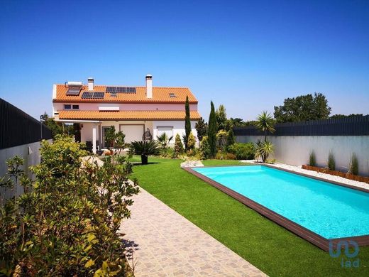 Luxury home in Quinta do Anjo, Palmela