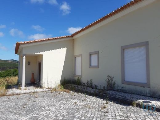 Luxe woning in Valado de Frades, Nazaré