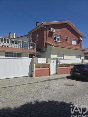 Luxury home in Vila Nova de Gaia, Distrito do Porto