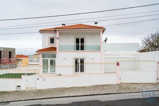 Casa de luxo - Salir do Porto, Caldas da Rainha