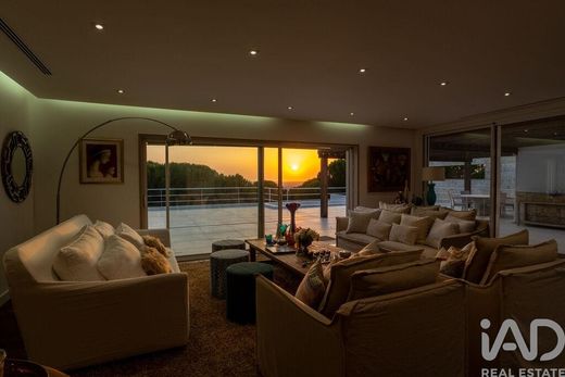 Luxury home in Vila Nogueira, Setúbal