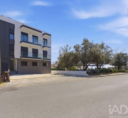 Apartment in Vale de Figueira, Santarém