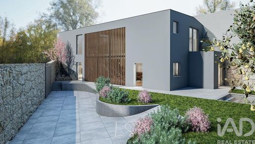 Luxe woning in Mazarefes, Viana do Castelo