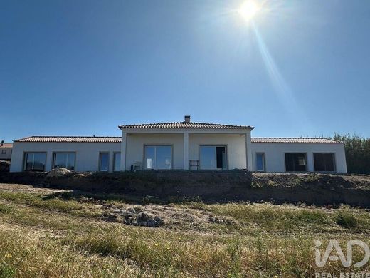 Luxe woning in Ferrel, Peniche