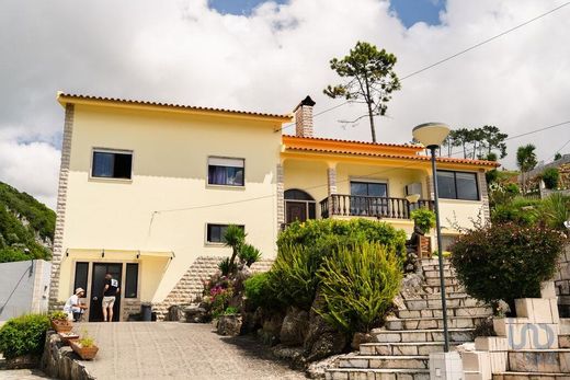 Luxury home for sale in Bombarral