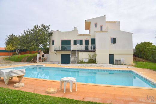 Luxury home in Ferreiras, Algarve