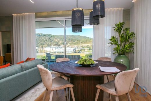 Apartment / Etagenwohnung in Alverca do Ribatejo e Sobralinho, Vila Franca de Xira