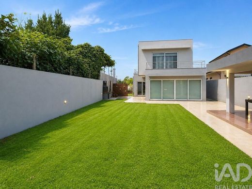 Luxury home in Vila Nova de Gaia, Distrito do Porto