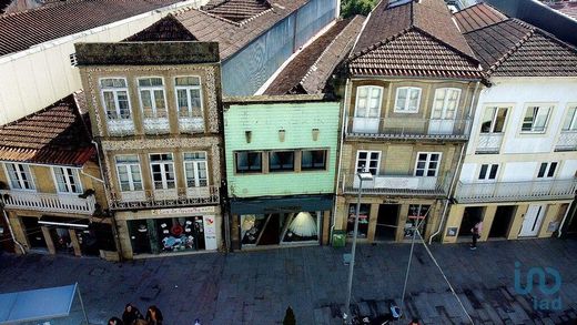 Edificio en Penafiel, Oporto