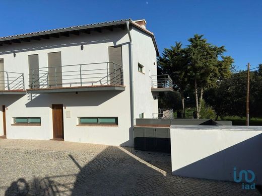 Luxus-Haus in Alcantarilha e Pêra, Silves