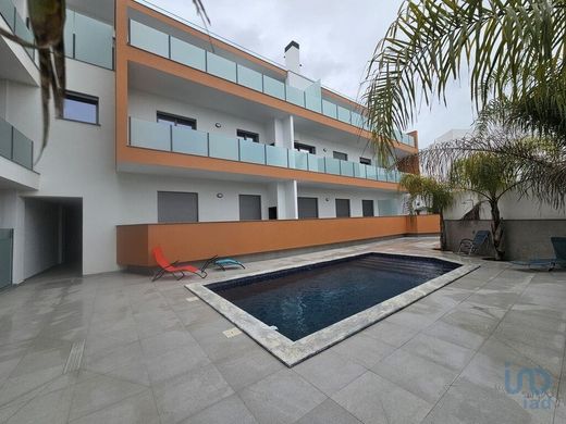 Apartment for sale in Alcantarilha e Pêra